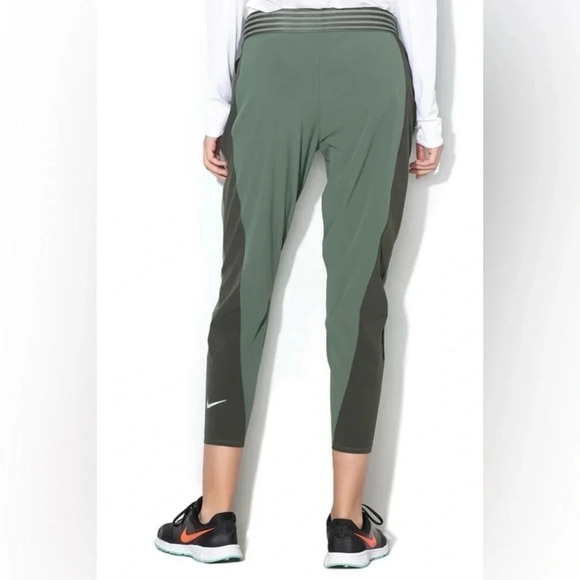 Nike Essential 7/8 Dri-Fit Pants in two-tone green size XS - Picture 2 of 7